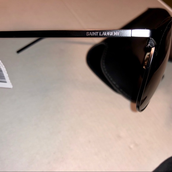 Brand new authentic YSL Glasses - Picture 5 of 6